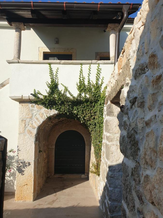 Art House 1800 Villa Tribalj  Kültér fotó