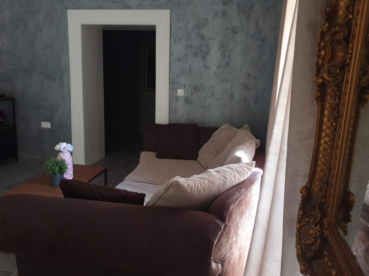 Art House 1800 Villa Tribalj  Kültér fotó